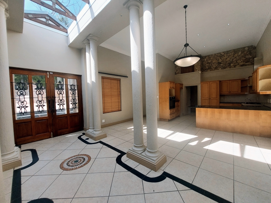 4 Bedroom Property for Sale in Panorama Western Cape